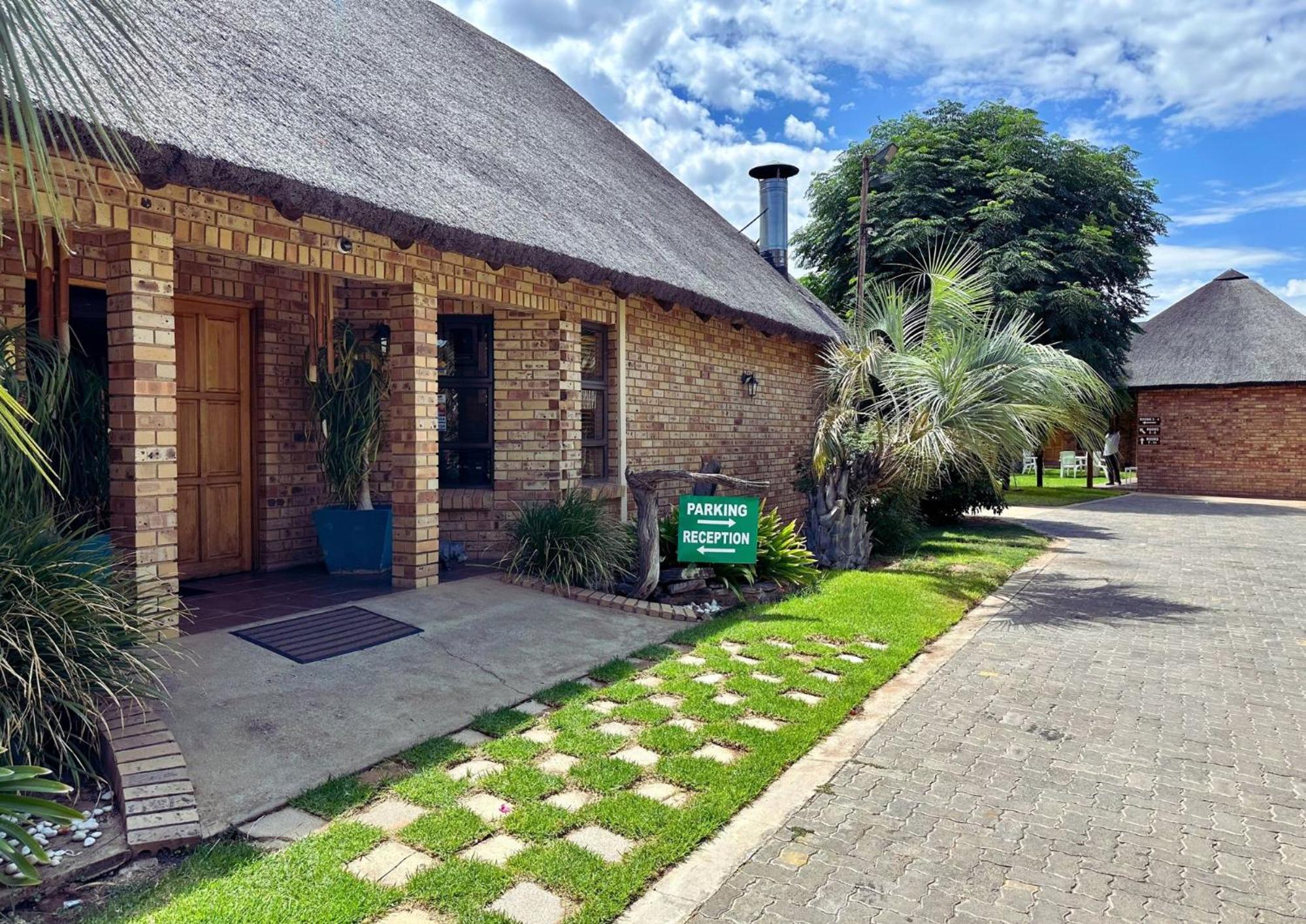 SETLHARE GUEST LODGE