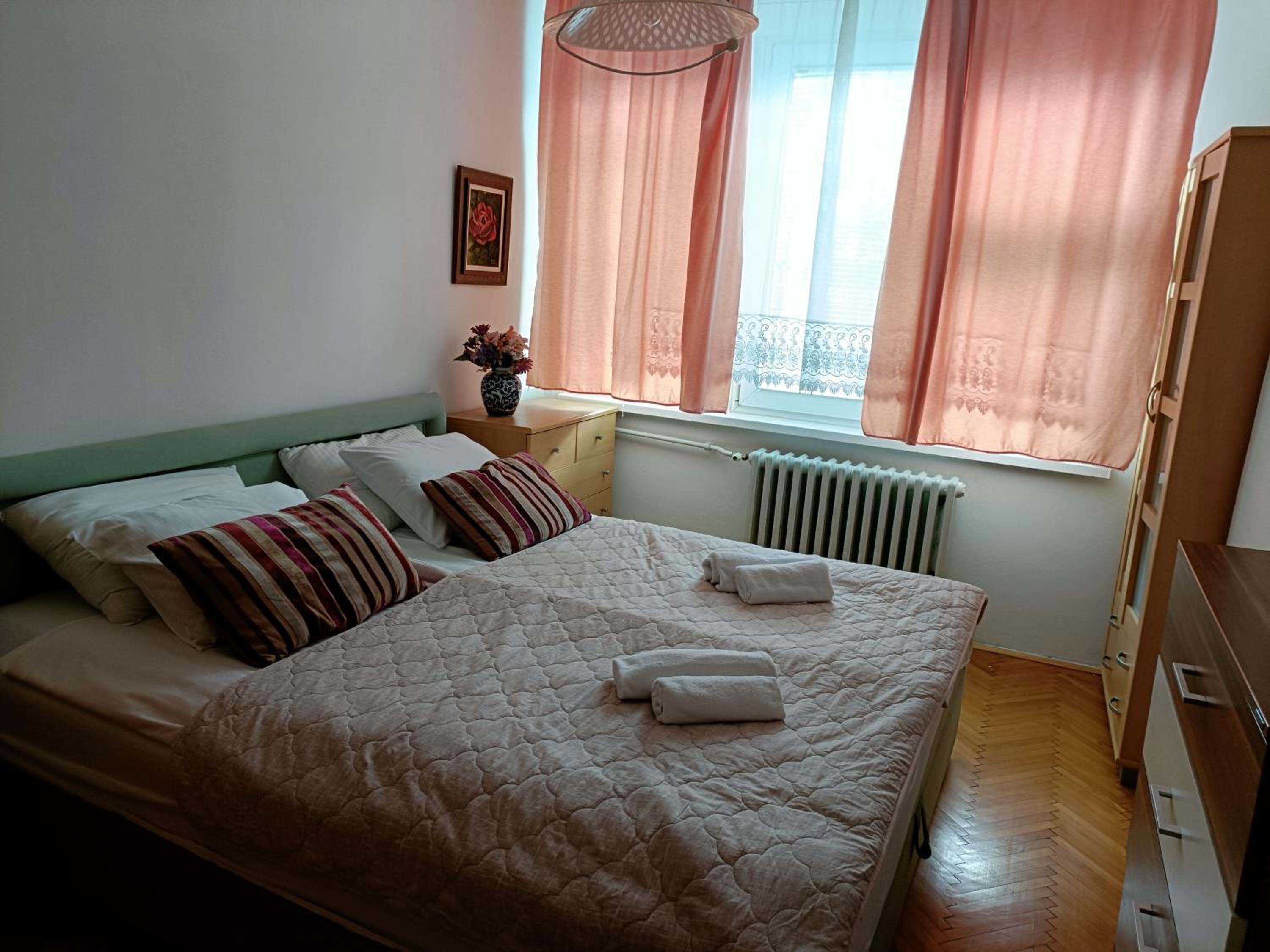 2 Bedroom Apartment, Grbavicka