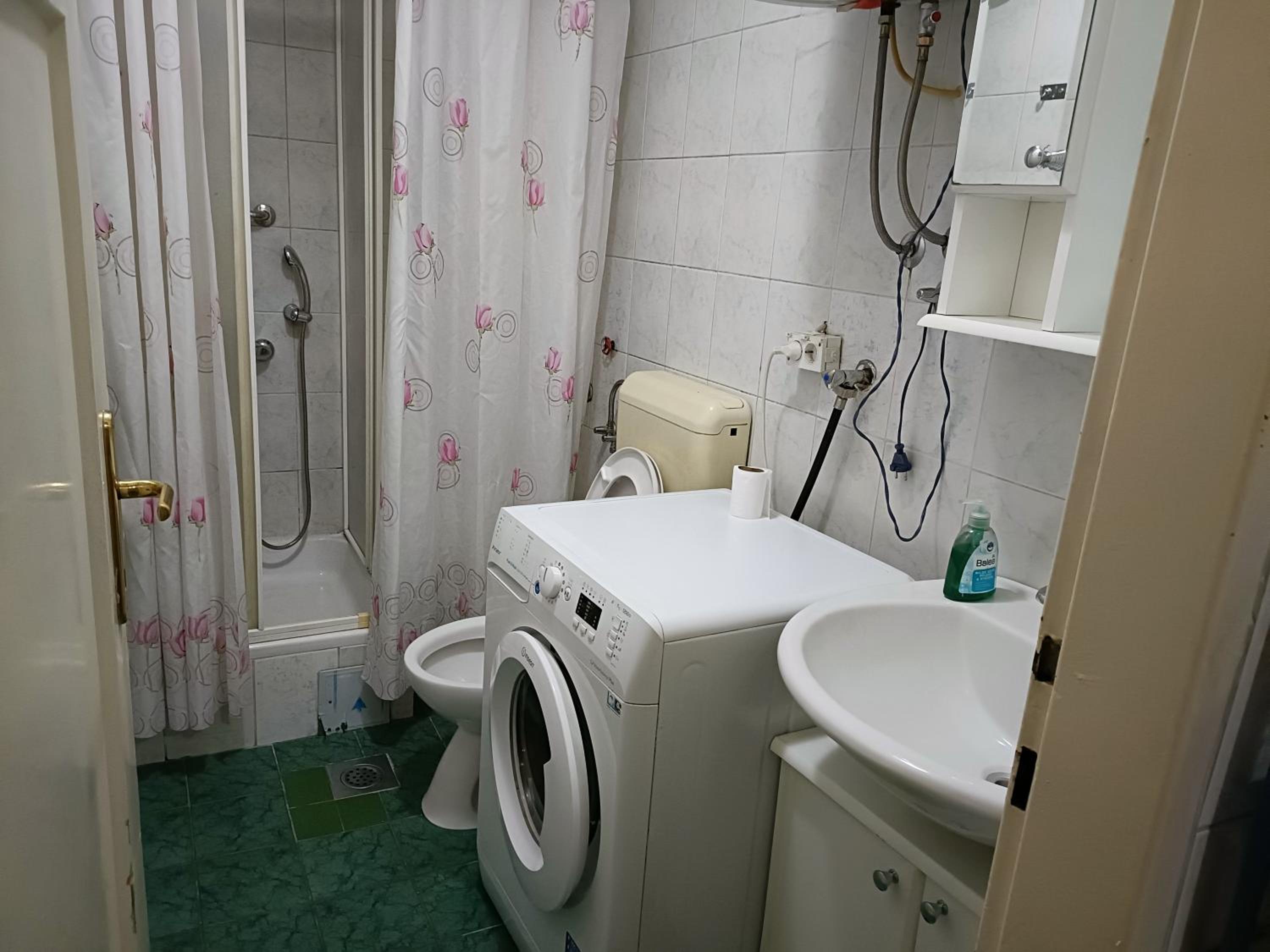 2 Bedroom Apartment, Grbavicka