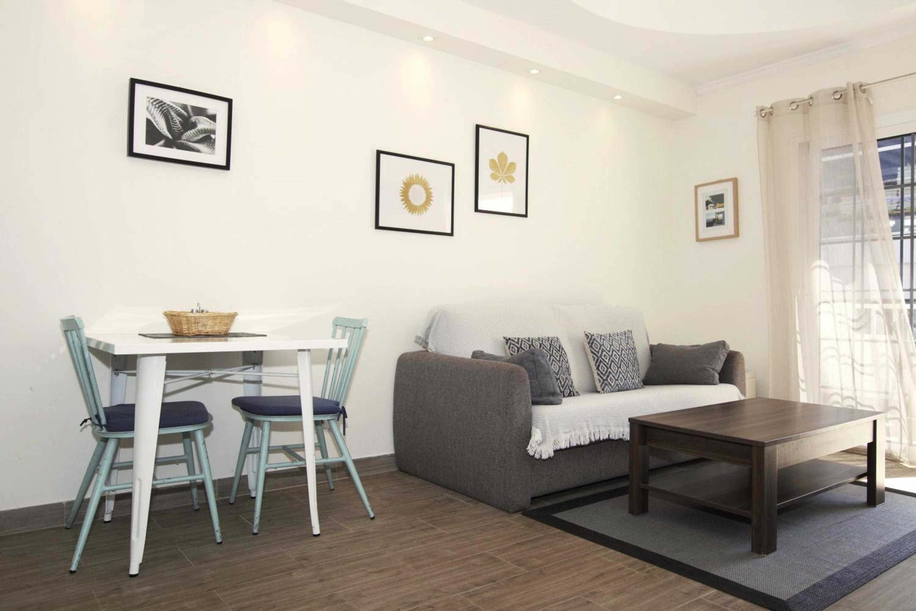 Apartamentos Juan Benítez