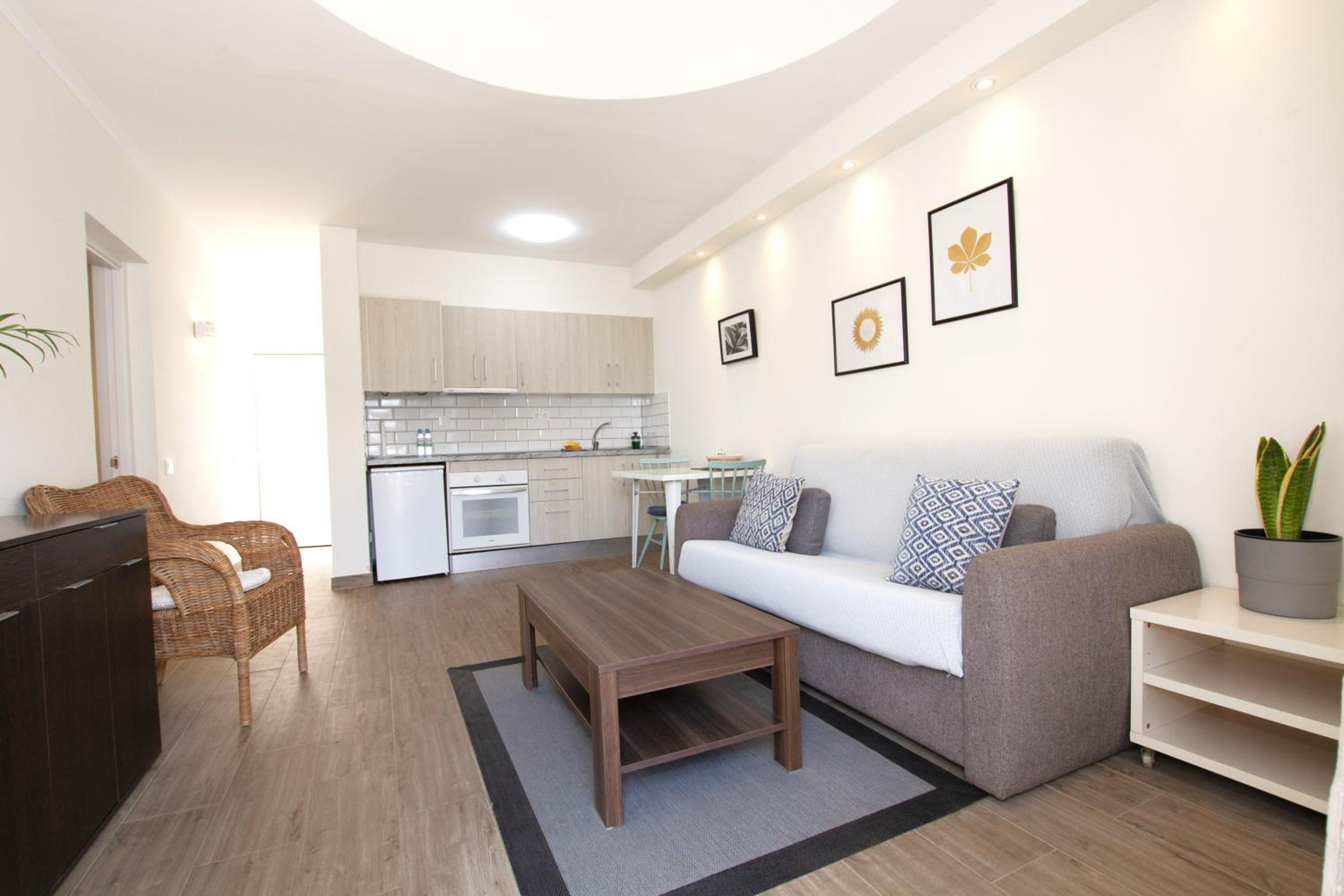 Apartamentos Juan Benítez