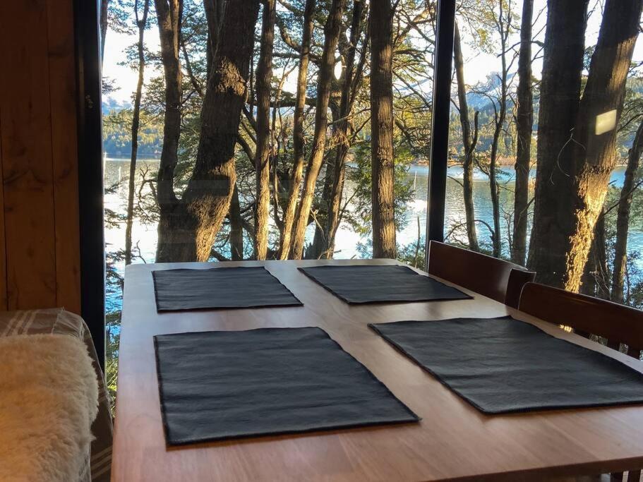 Tiny house sobre el lago nahuel huapi