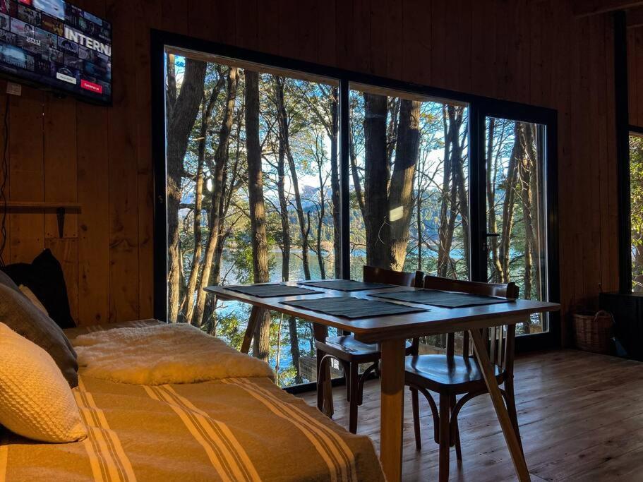 Tiny house sobre el lago nahuel huapi