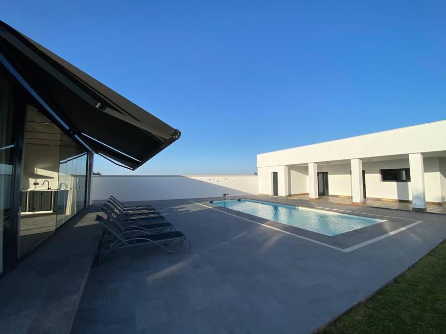 Villa Romance