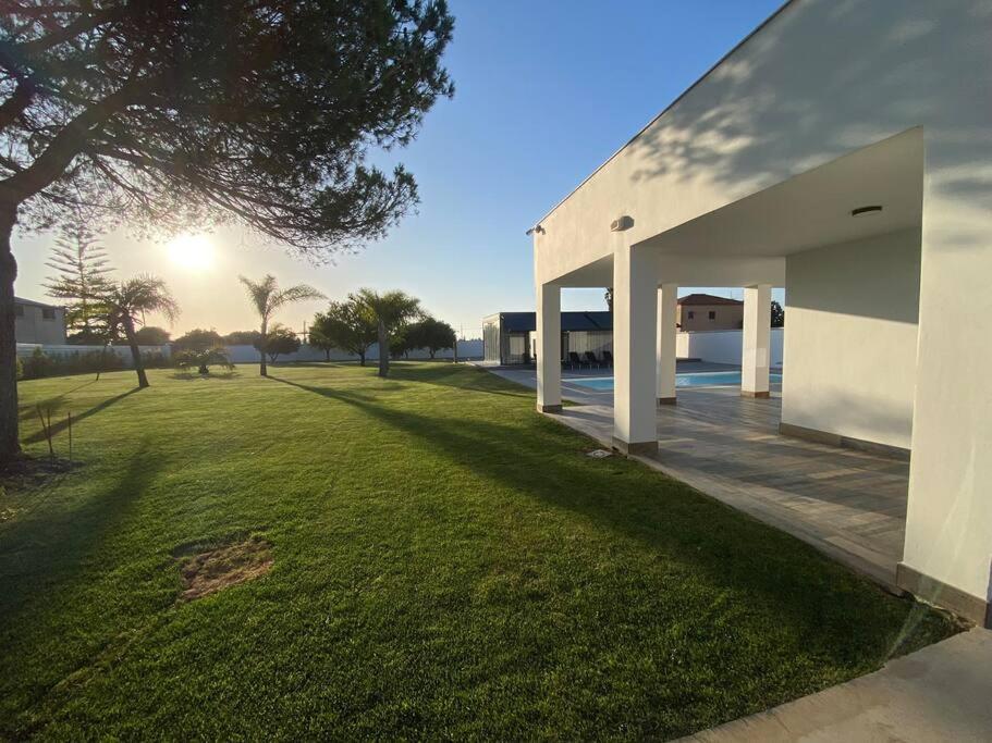 Villa Romance