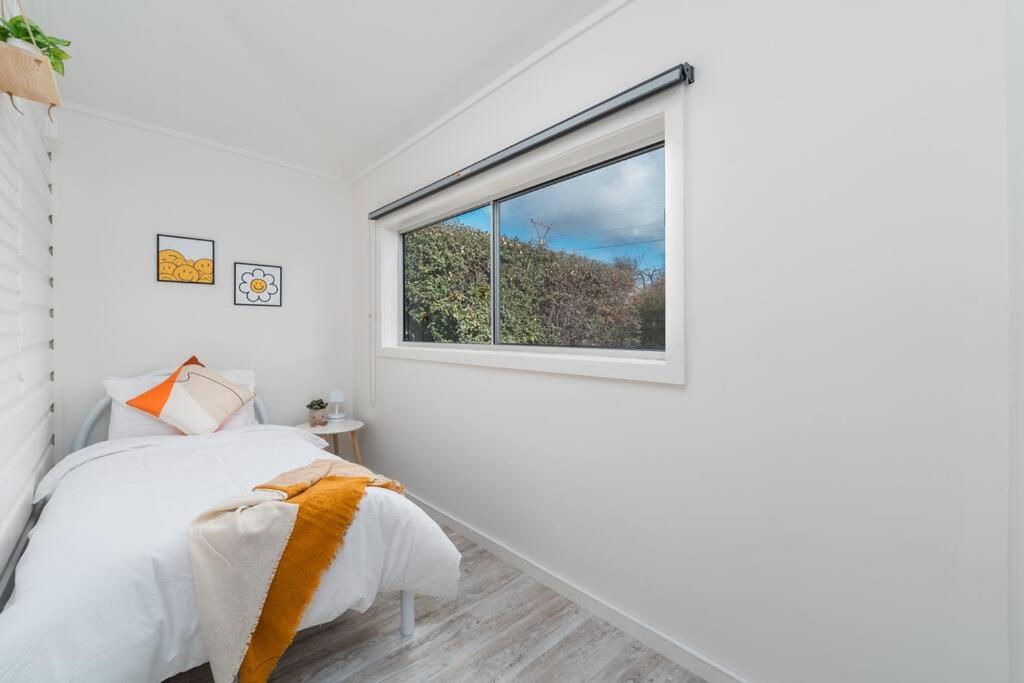 Popular Central Location King Bed The Repose