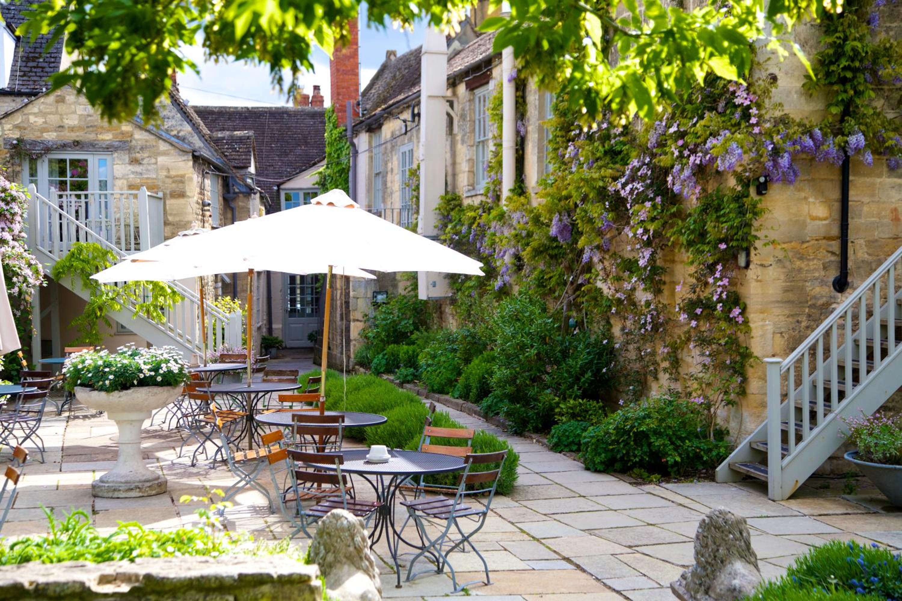 The Lion Inn