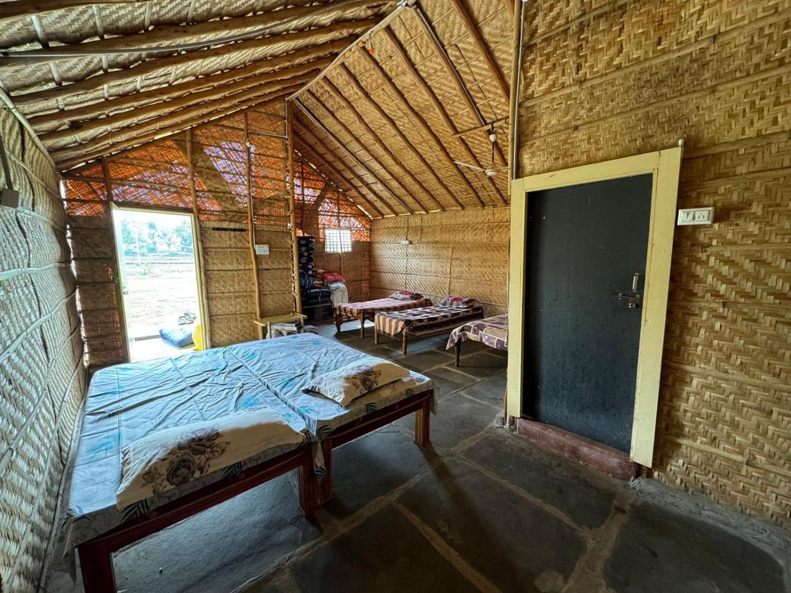 Mountain View Guesthouse Hampi