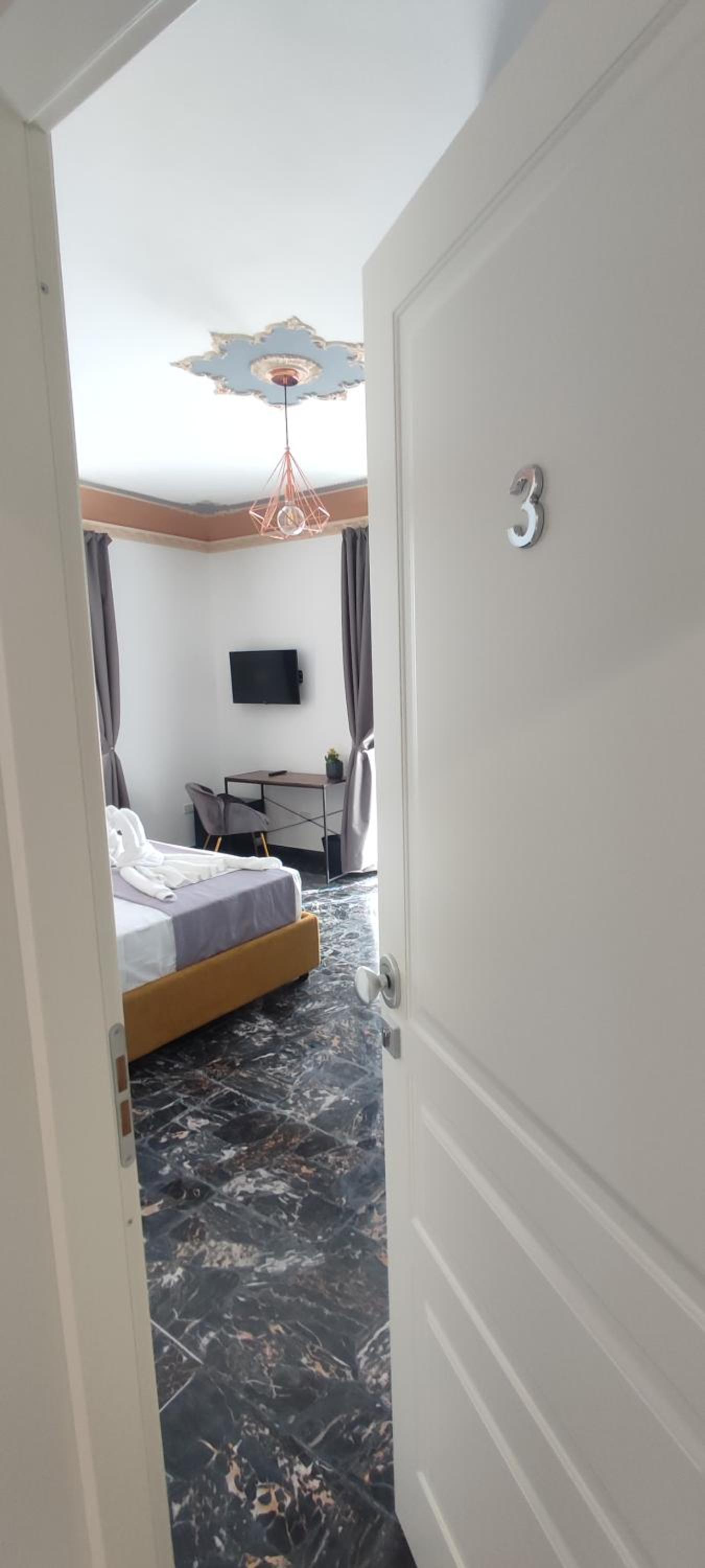 FeVi Rooms