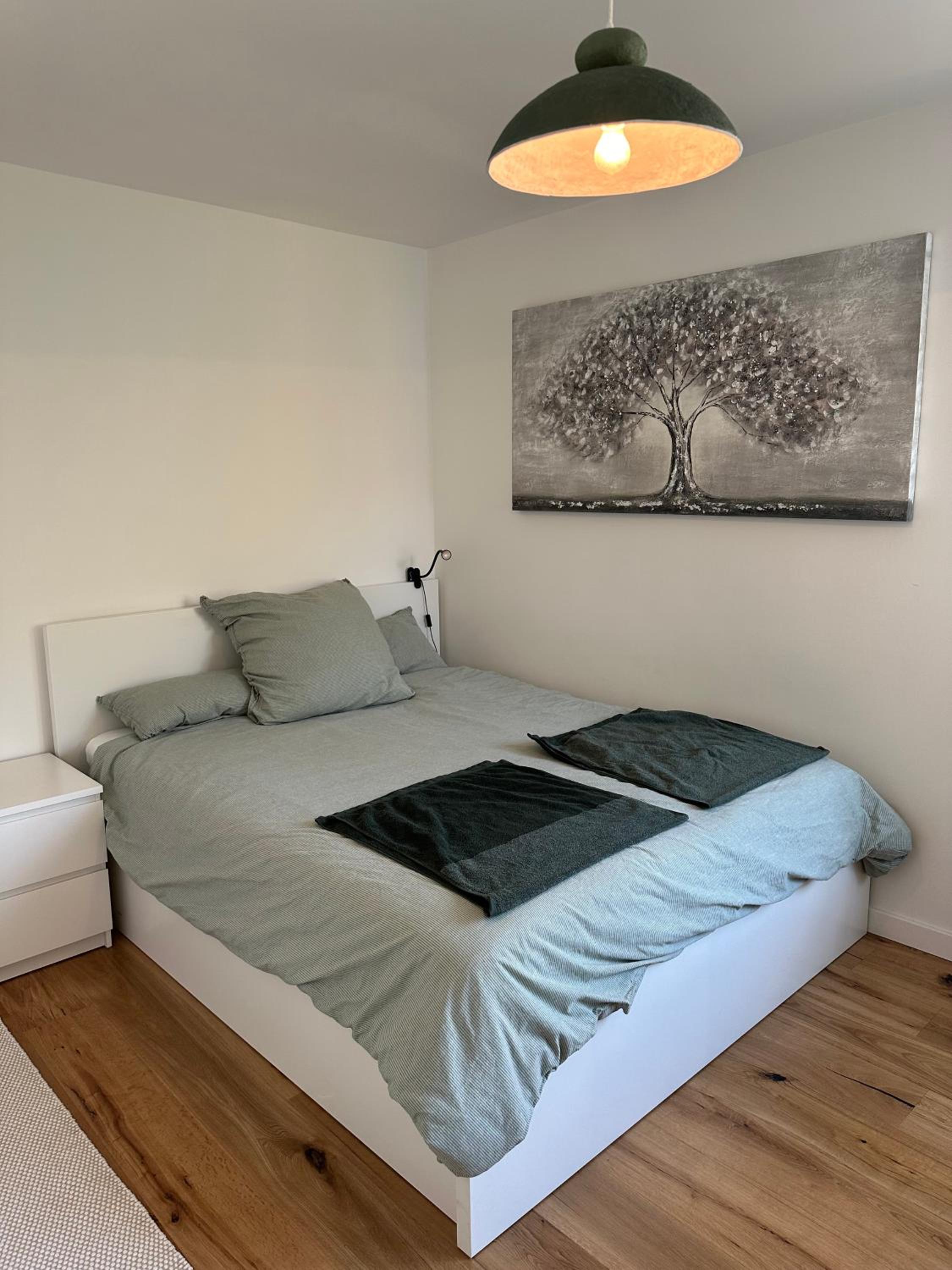 Newly renovated apartment in ideal location
