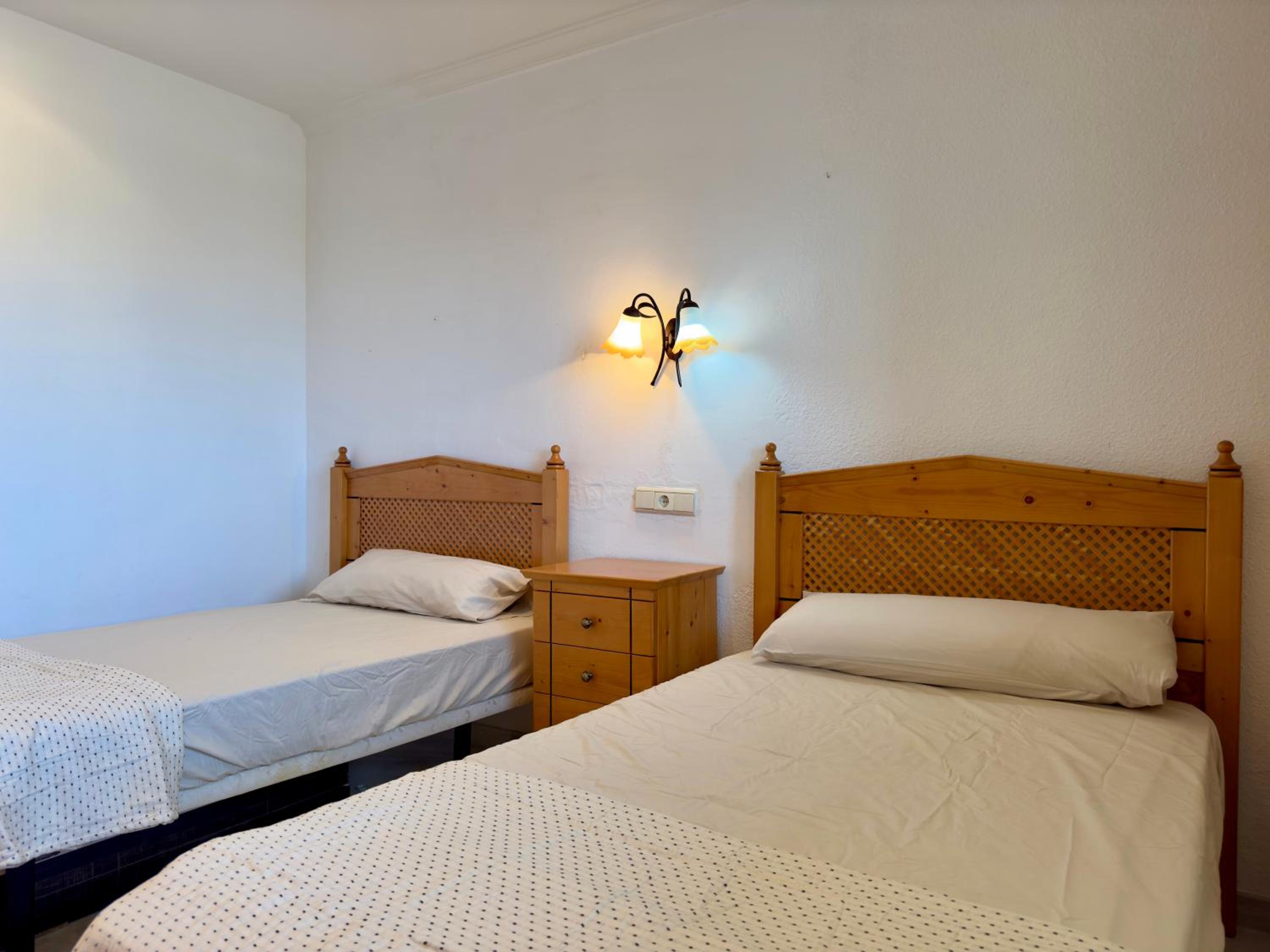 Apartamento con vistas al mar y piscina en Benalmadena