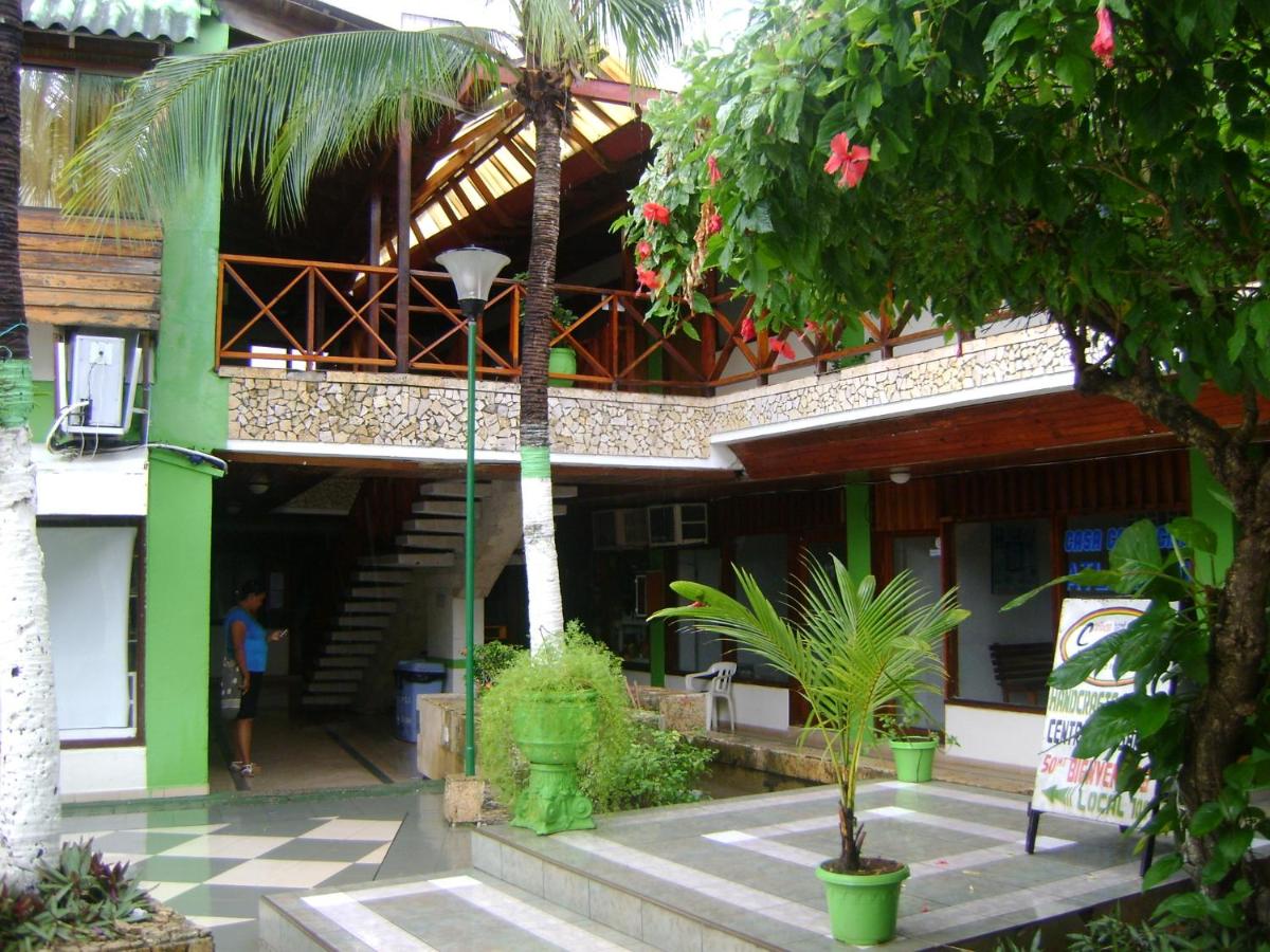 Apartamentos en San Andres a 1 Cuadra de la Playa en el Centro