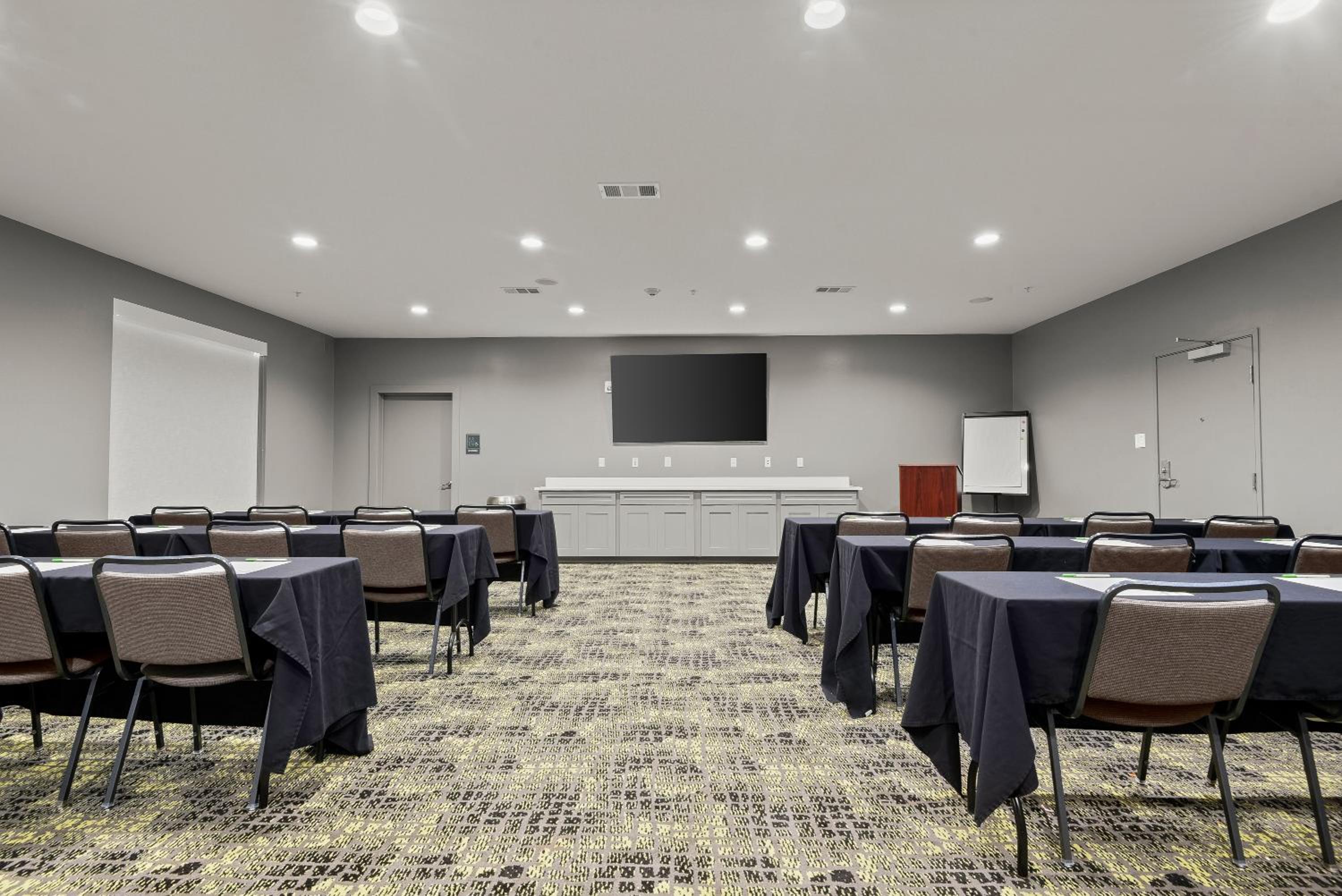 Holiday Inn Gonzales by IHG