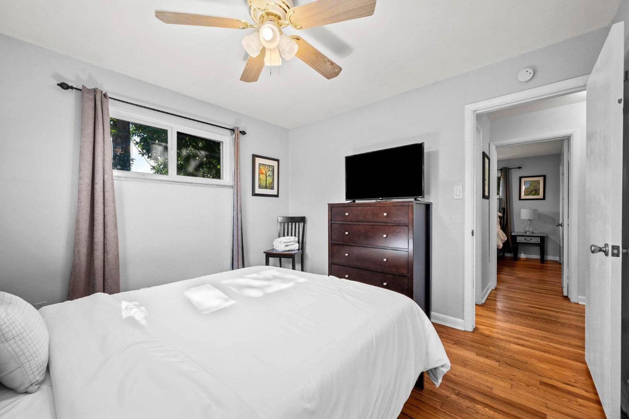 7290 W 10th Ave - Property Image 7