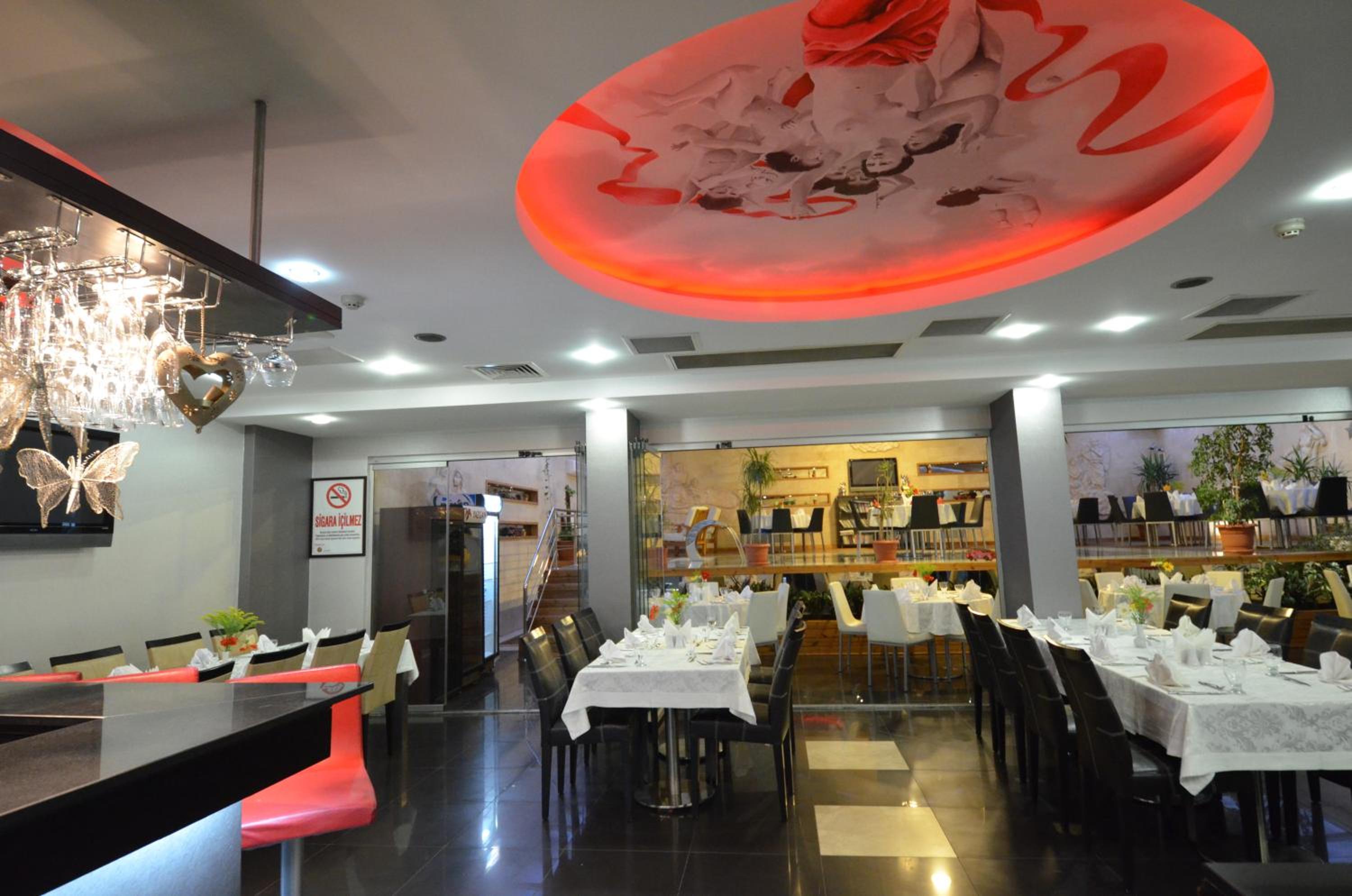 May park HOTEL - Image 6