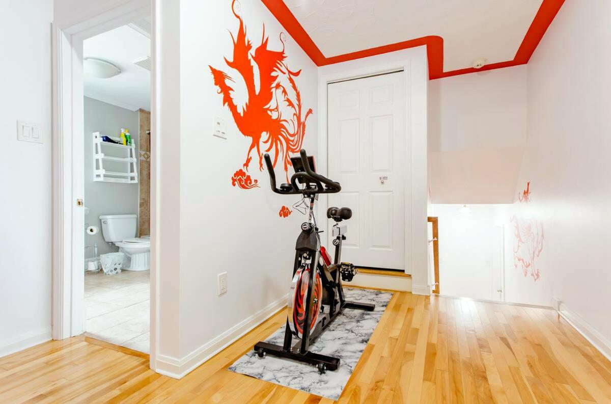 Private 4 bedrooms 2 bathrooms Free Parking