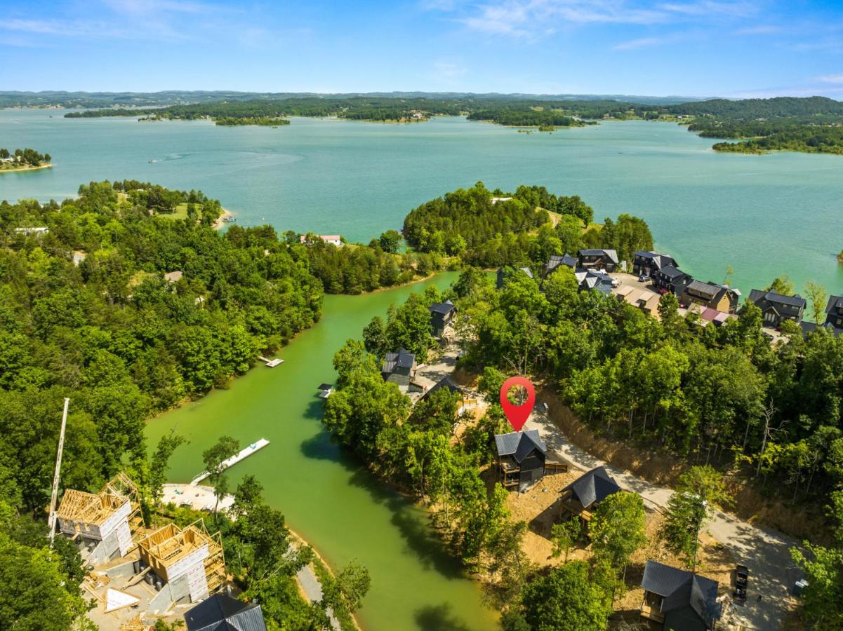 Cottage Cove Oasis with Lake View, Hot Tub and Games view 3
