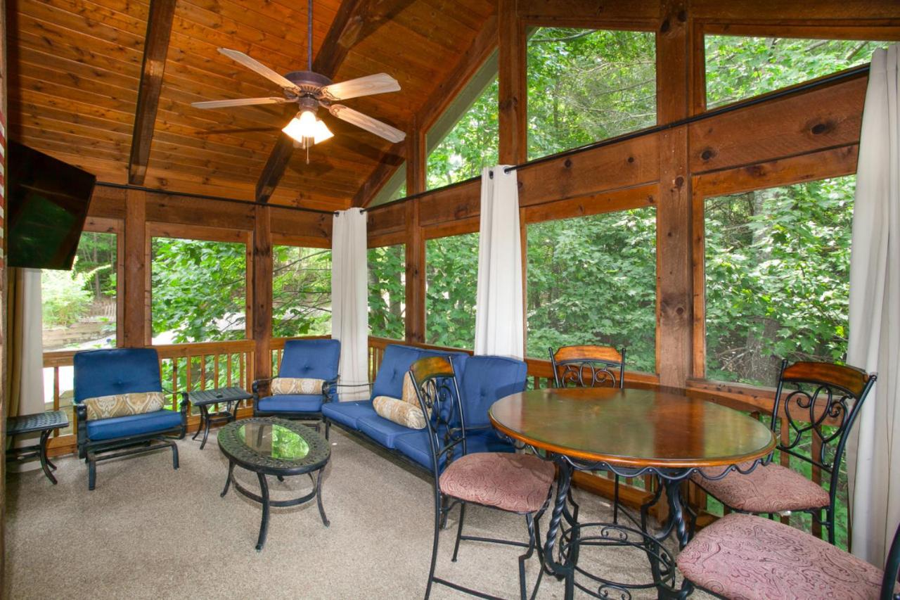 Firefly Ridge MTN View Hot Tub Theater GAMES