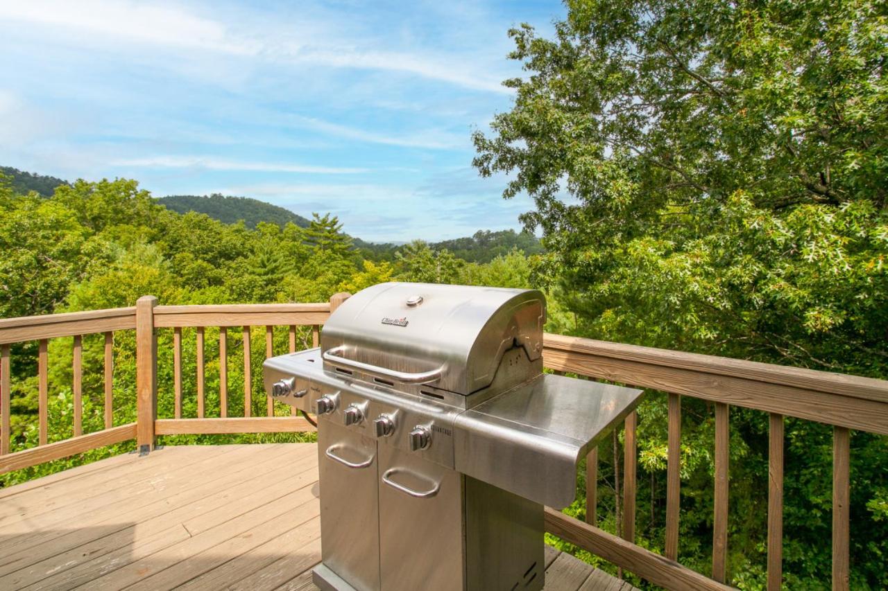 Firefly Ridge MTN View Hot Tub Theater GAMES