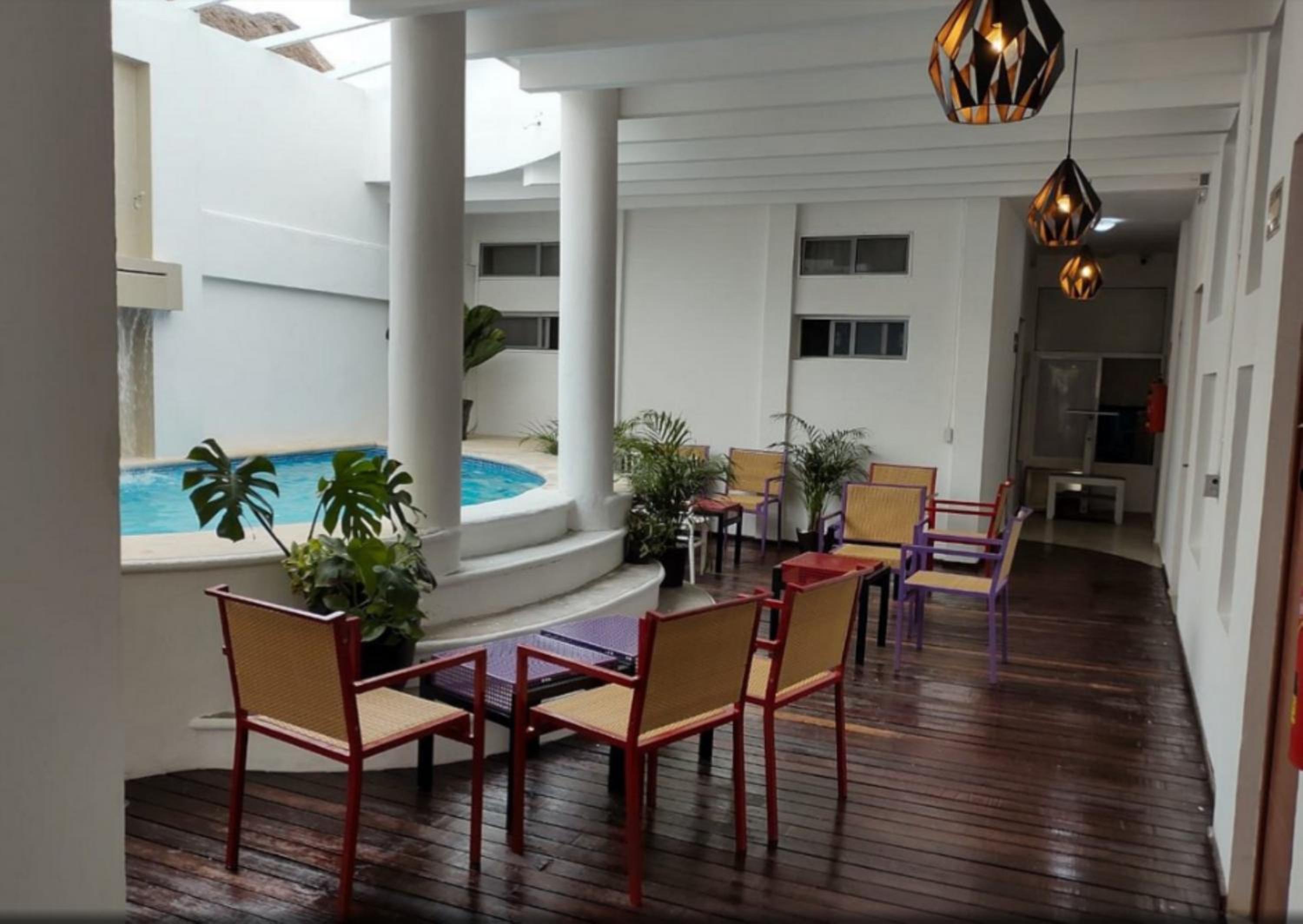 lounge