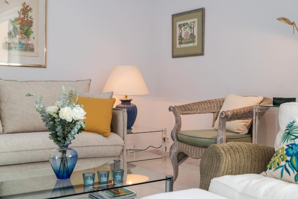 Charming Apartment with Sea Views