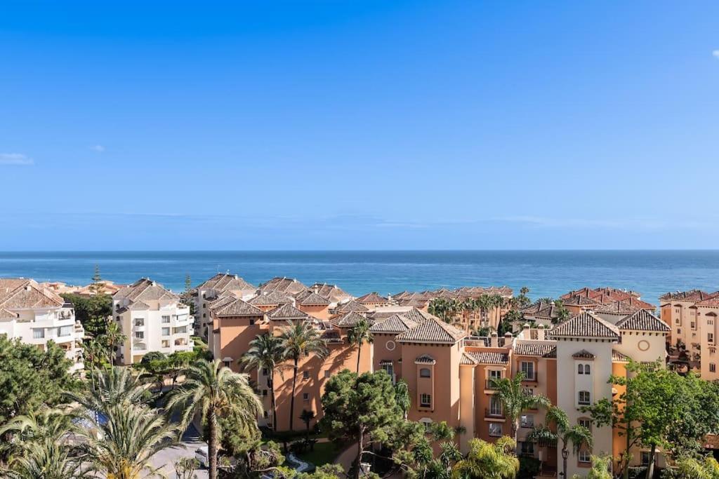 Charming Apartment with Sea Views