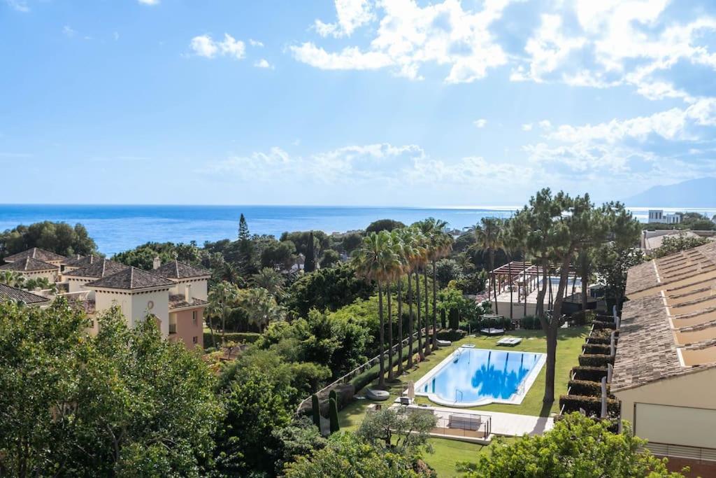 Charming Apartment with Sea Views
