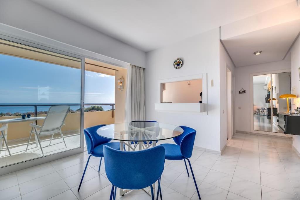 Charming Apartment with Sea Views