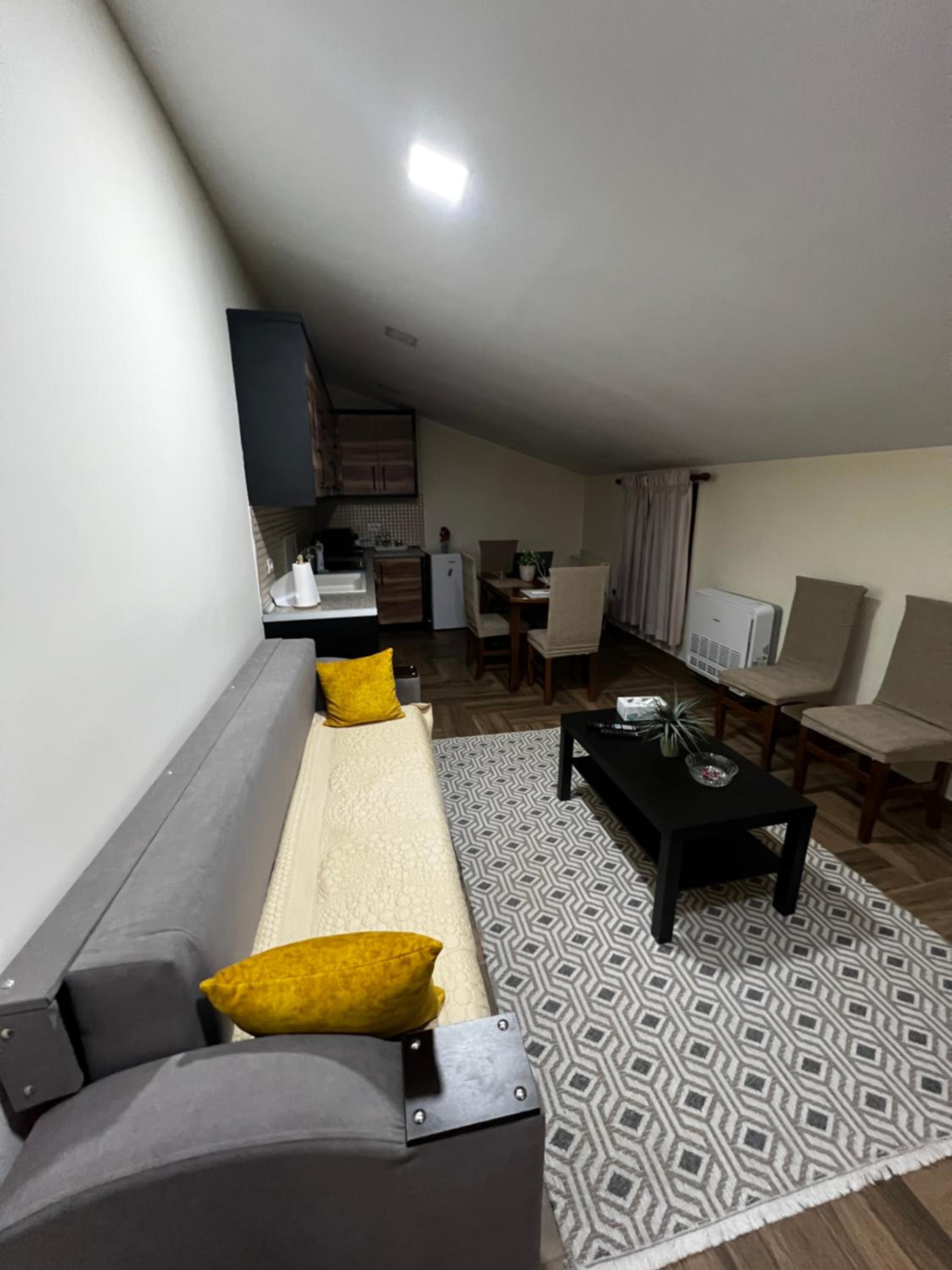 Retreat in the centre of Korce