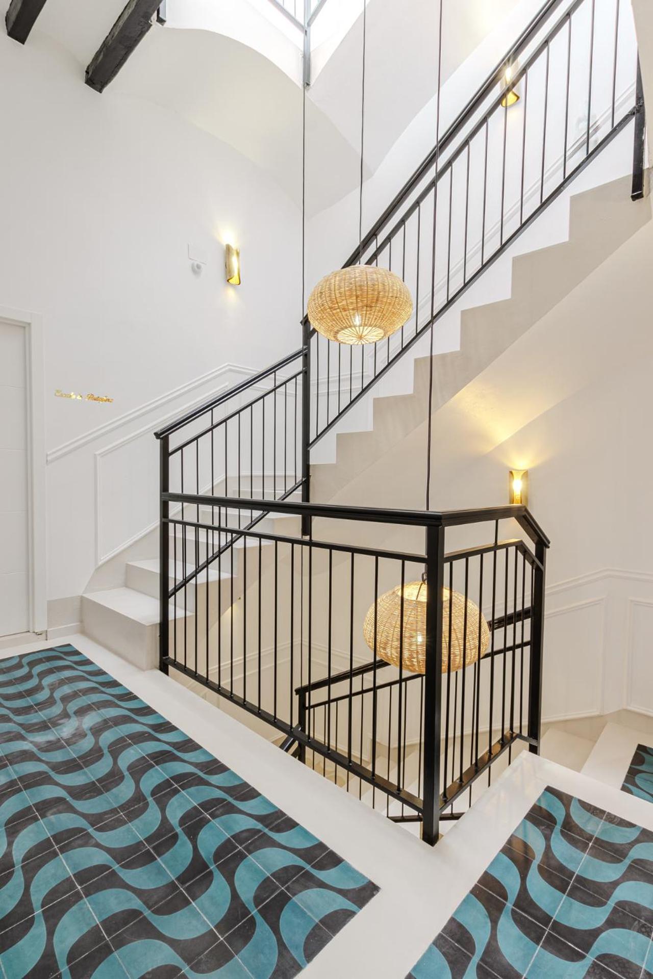 Refined and practical studio in historic center of Alicante