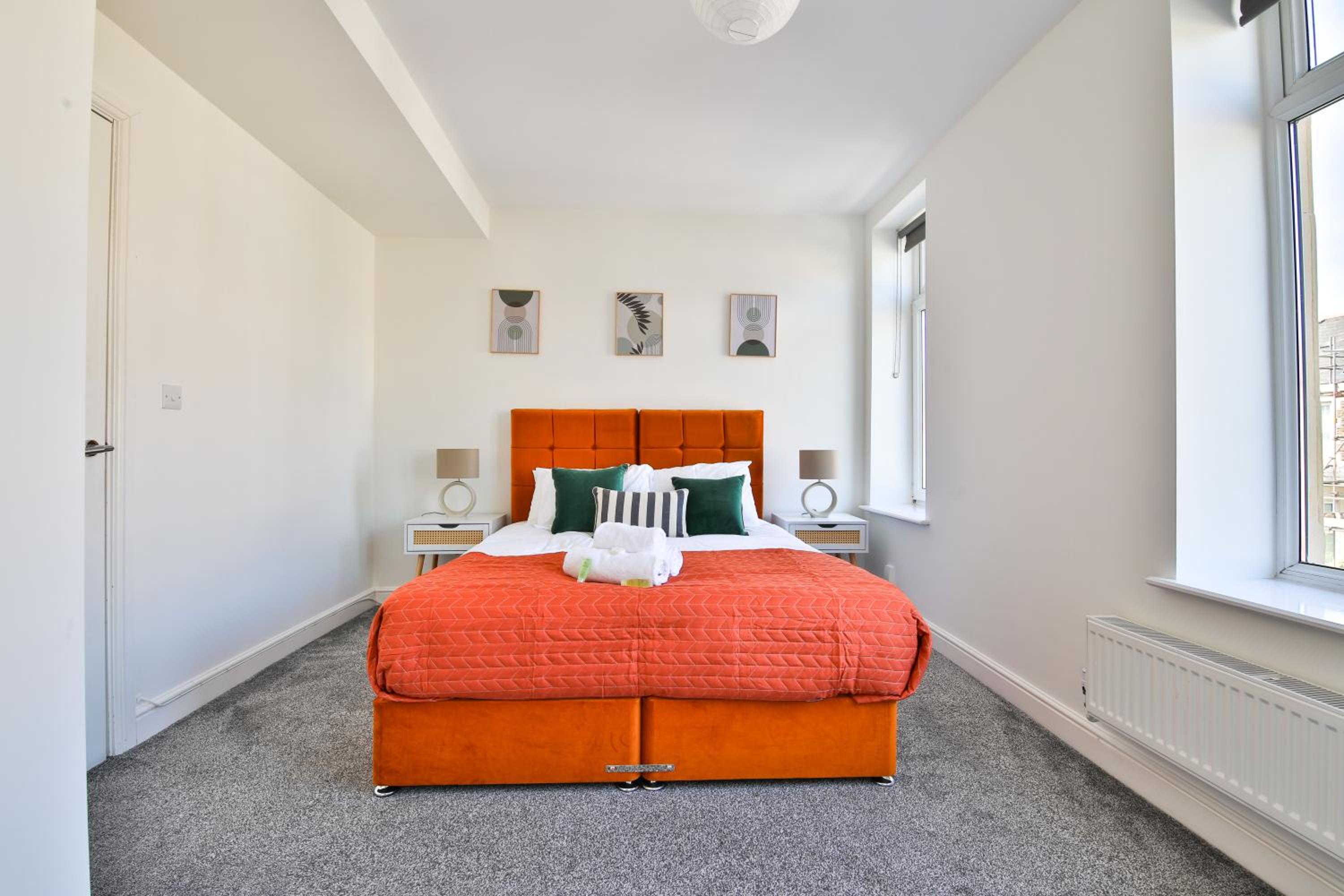 Three-Bedroom Deluxe Apartment in Pontcanna view 4