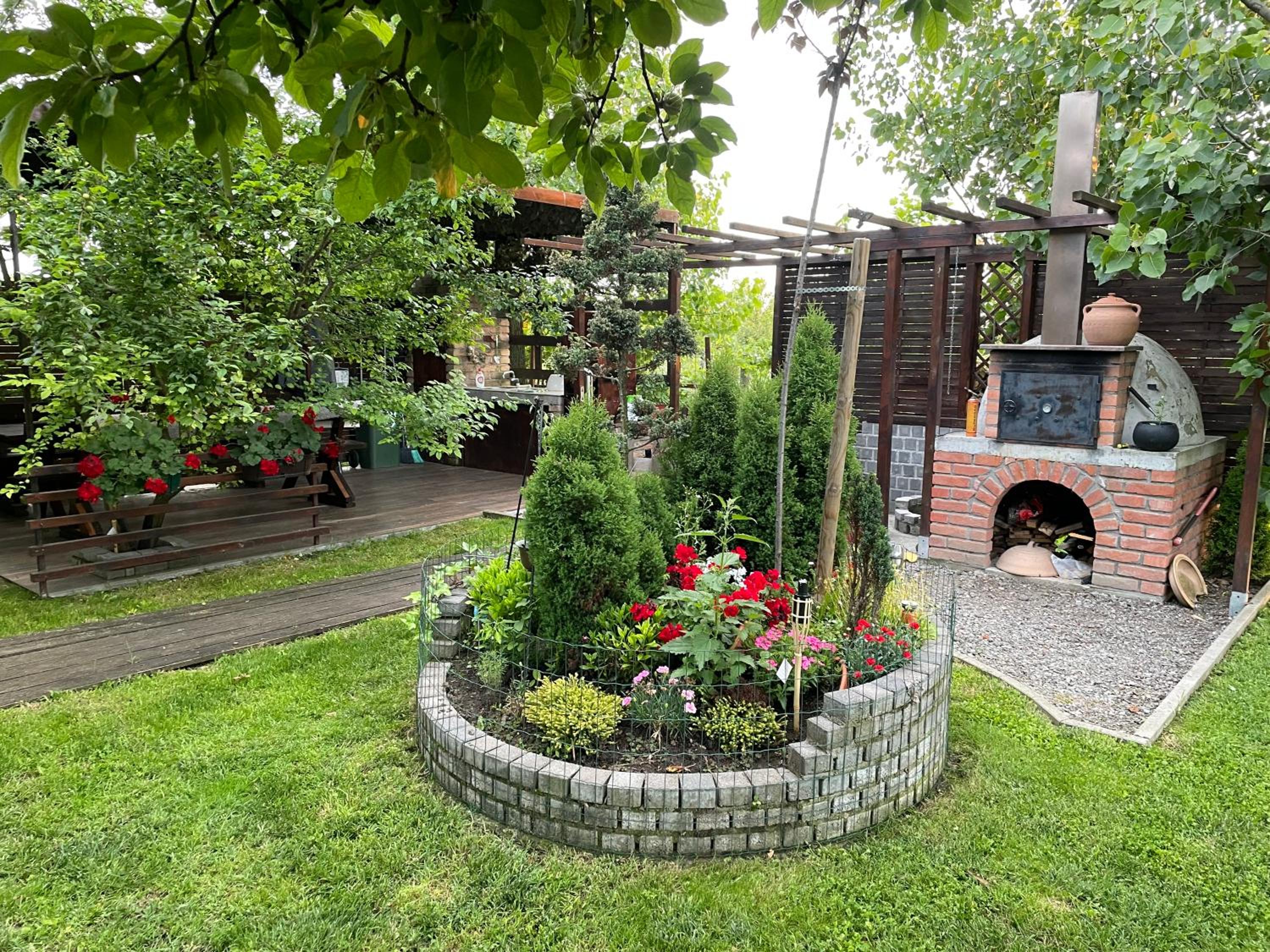 Photo 34