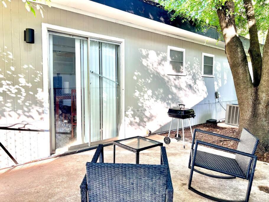 KING SUITE 2BR Home w FAST WiFi, & WFH Desk view 3