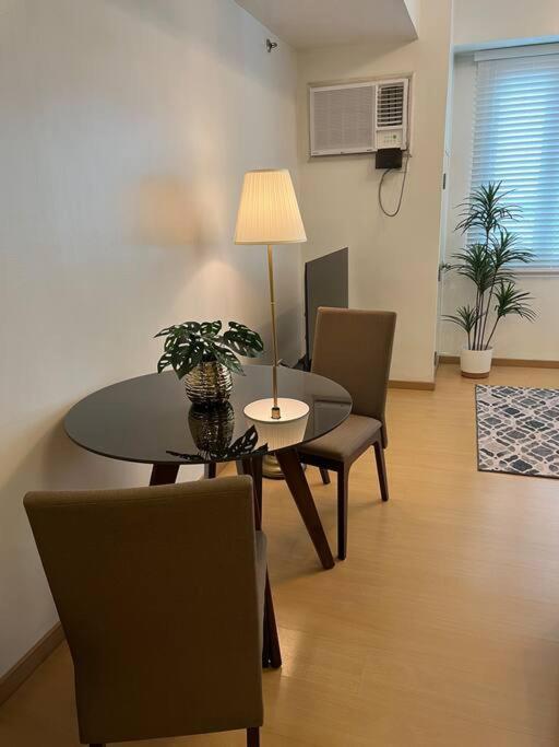 Contemporary Studio at Avant BGC view 3