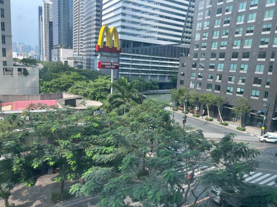 Contemporary Studio at Avant BGC view 4
