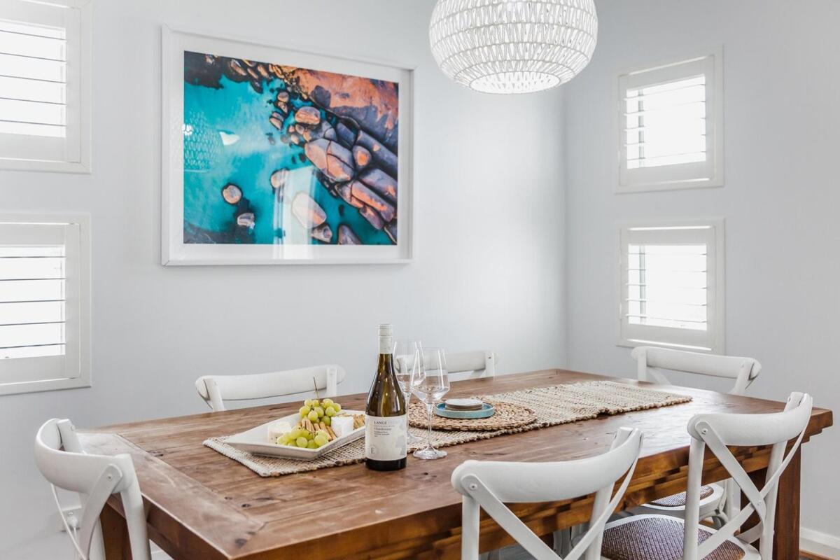 Albany Vacations - Midd's on the Beach - luxury beach front apartment - Property Image 4