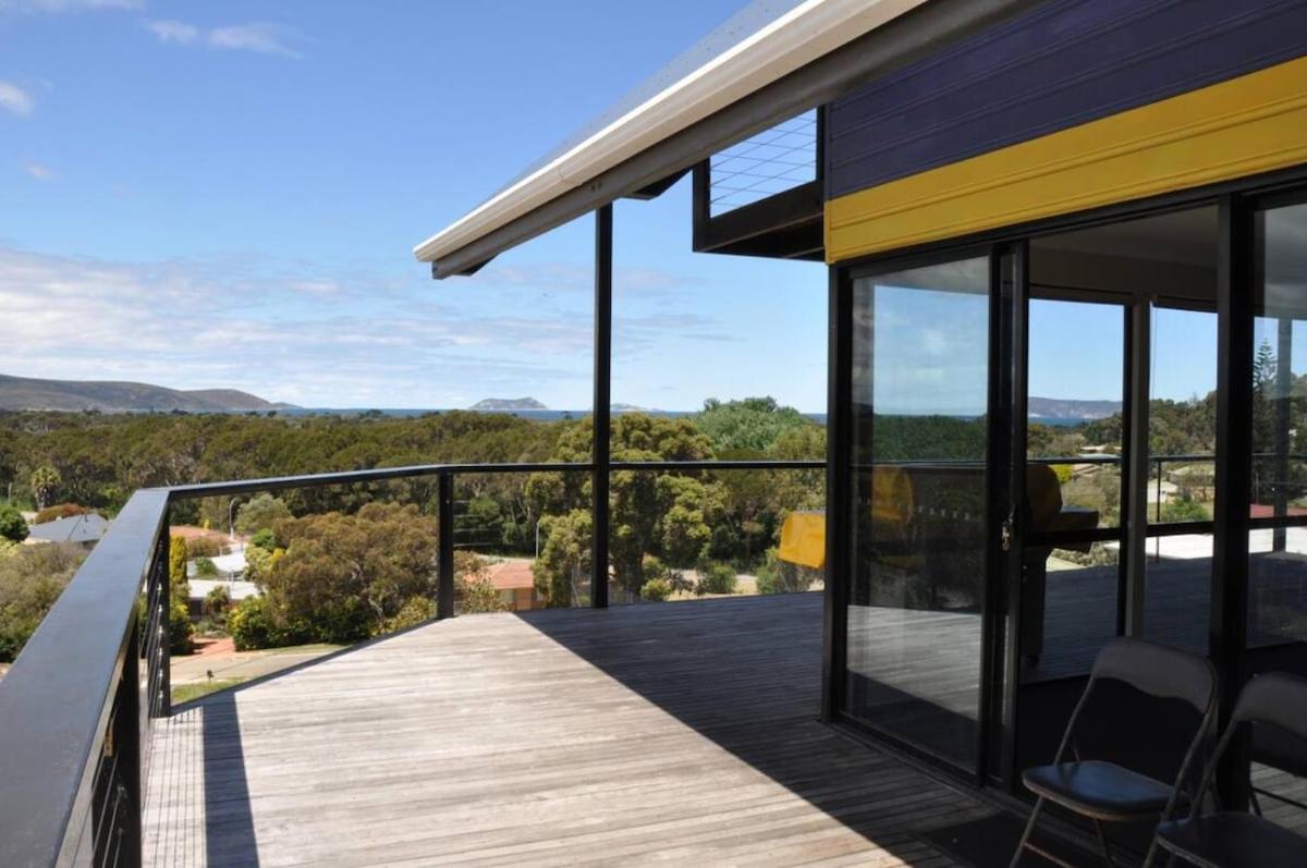 Albany Vacations - Carnaby's Hide - Property Image 1