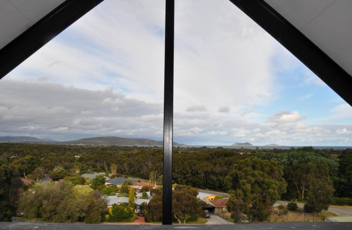 Albany Vacations - Carnaby's Hide - Property Image 4