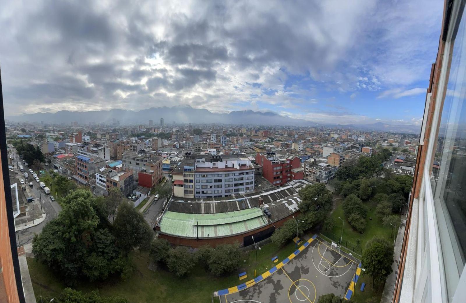 Apto central en BOGOTÁ 2