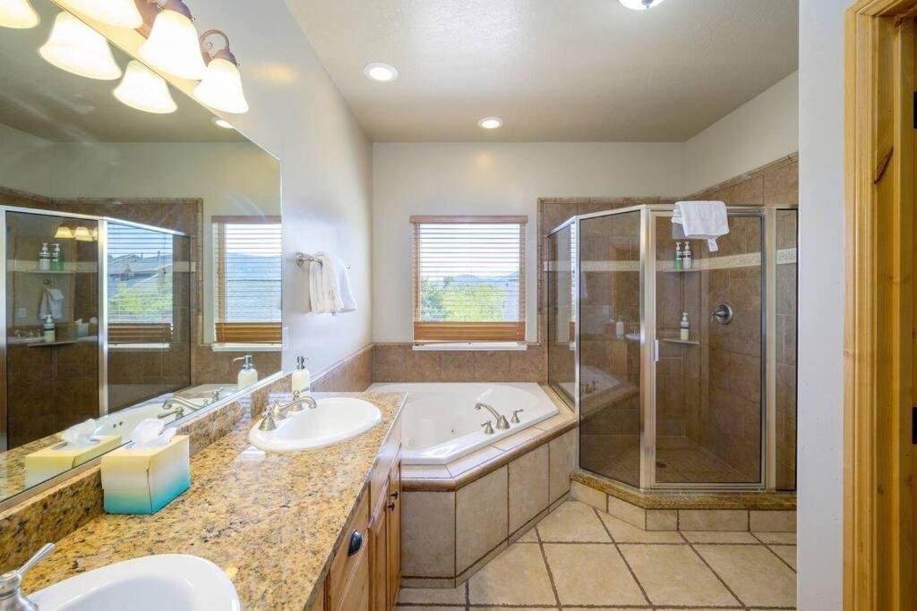 Mountain Lake Retreat