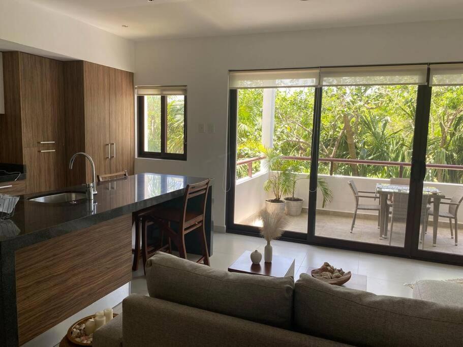 Tropical Escape