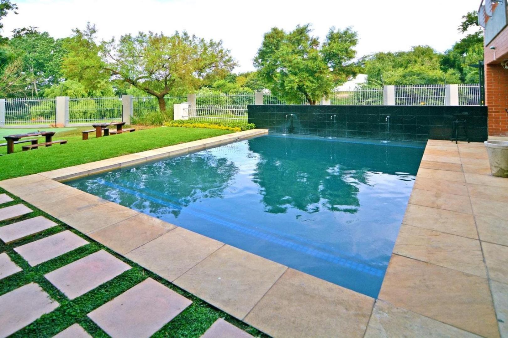Sandton - Japandi style 1 bedroom Loft apartment view 4