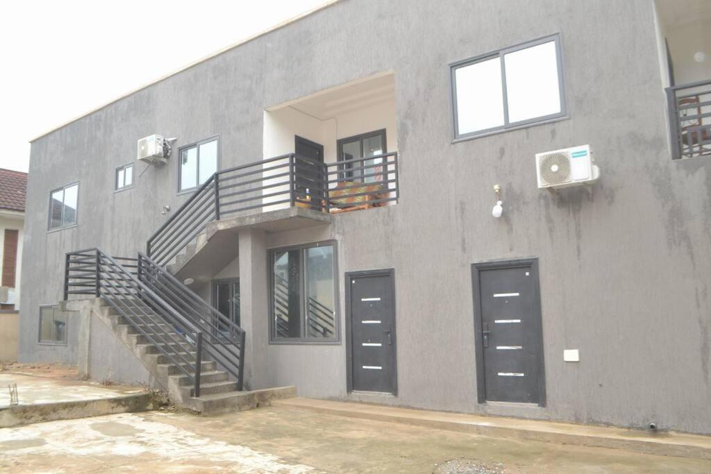Sankofa- 2-3 BR Apt suite Manet Estate East Legon-Ogbojo view 3