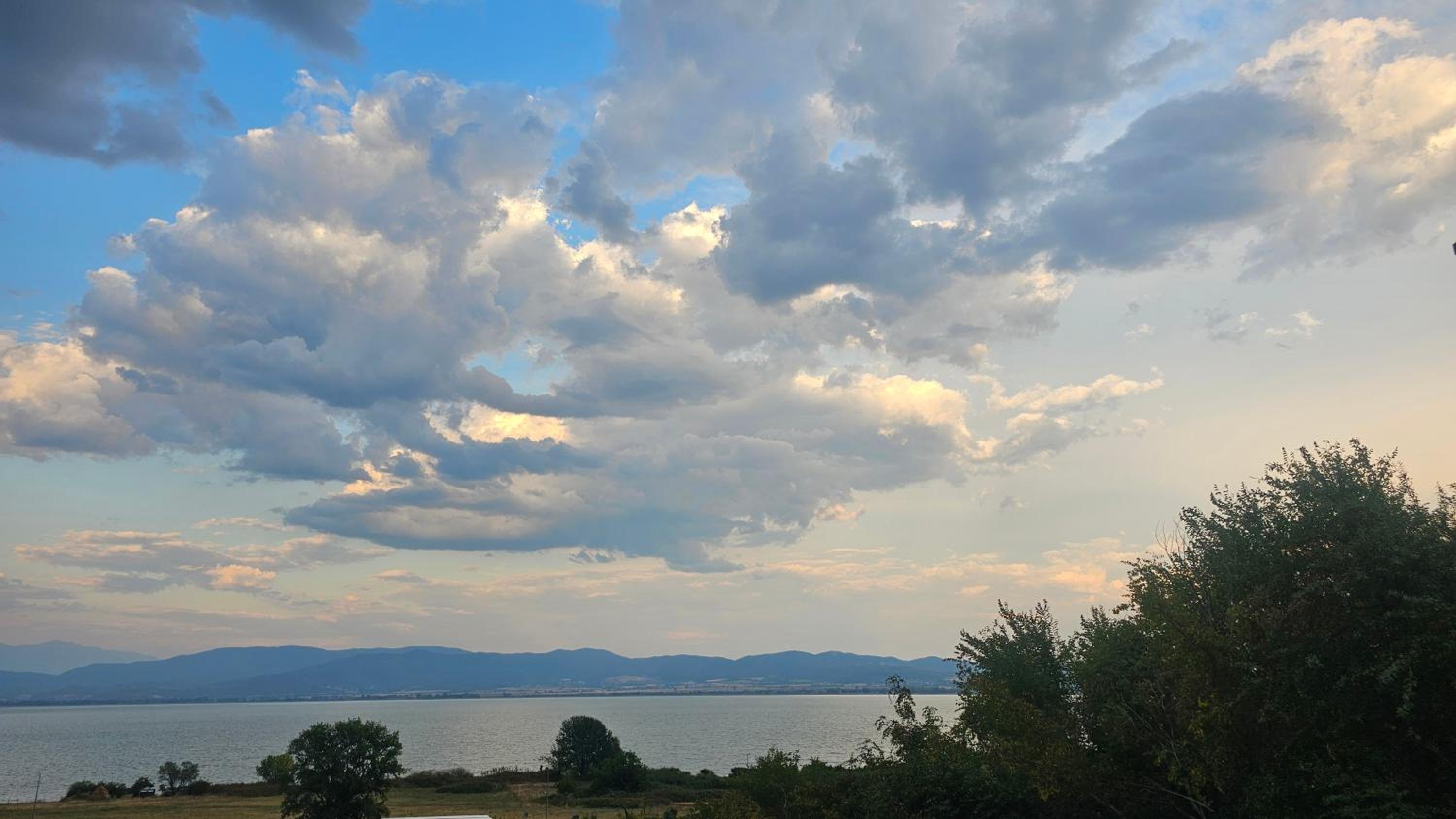 LAKE Dream NINO view 5