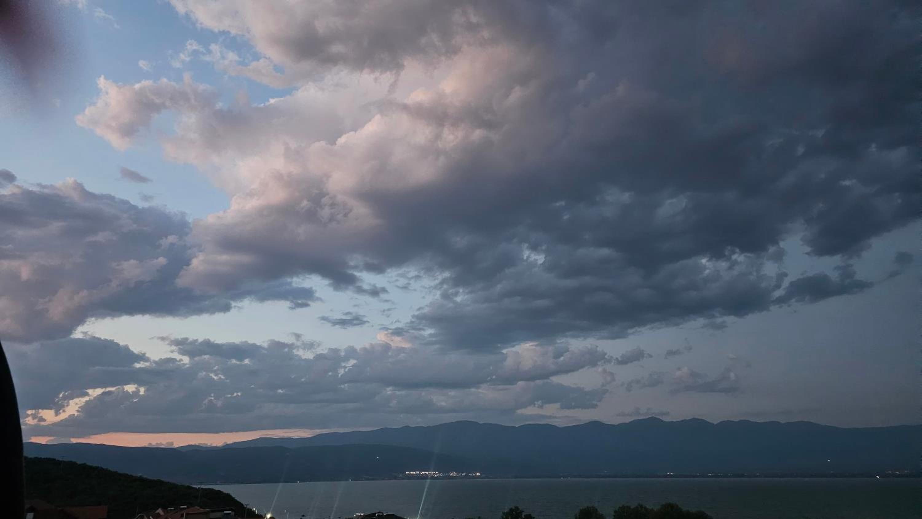 LAKE Dream NINO view 3