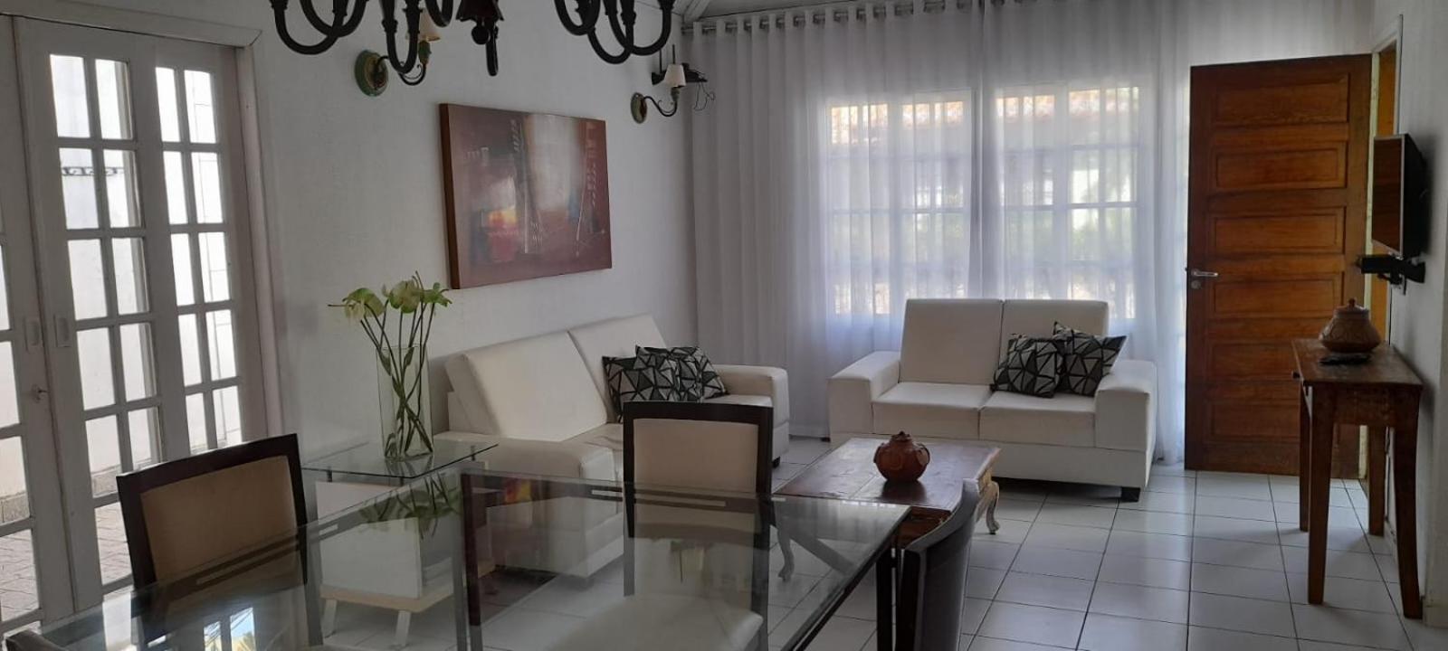 Linda casa para temporada no Peró/Cabo Frio