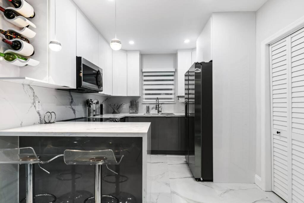 Luxury Private 5BR Miami Vibe Villa