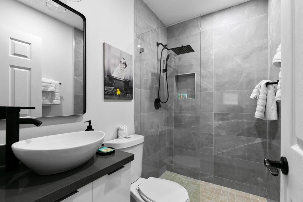 Luxury Private 5BR Miami Vibe Villa