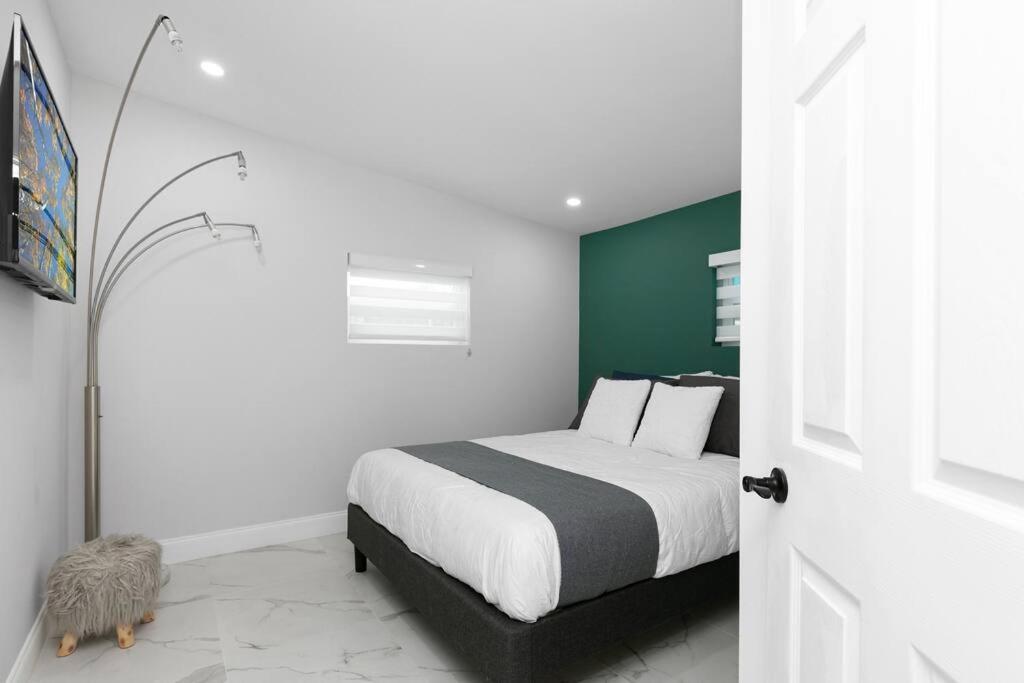 Luxury Private 5BR Miami Vibe Villa