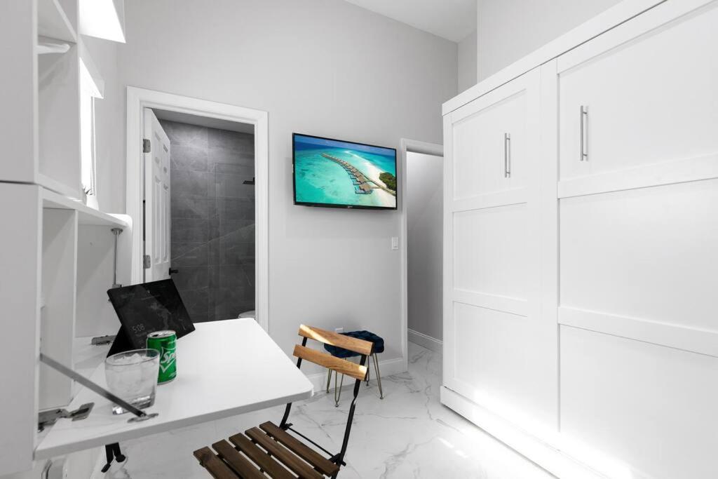 Luxury Private 5BR Miami Vibe Villa